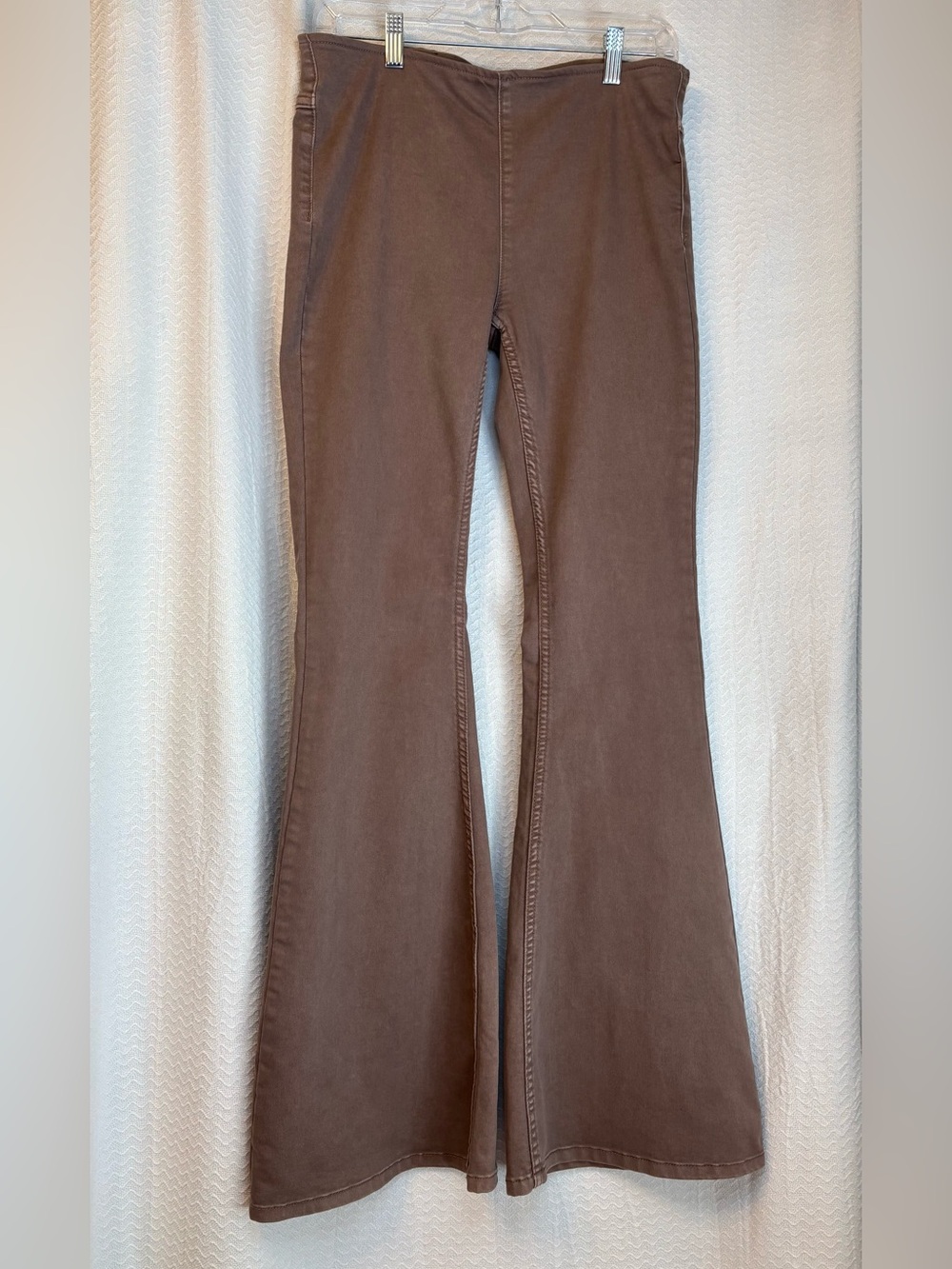Free People wide flared pants. 
Like new!
Size 29
